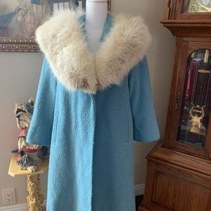 Vintage white fox collar swing coat